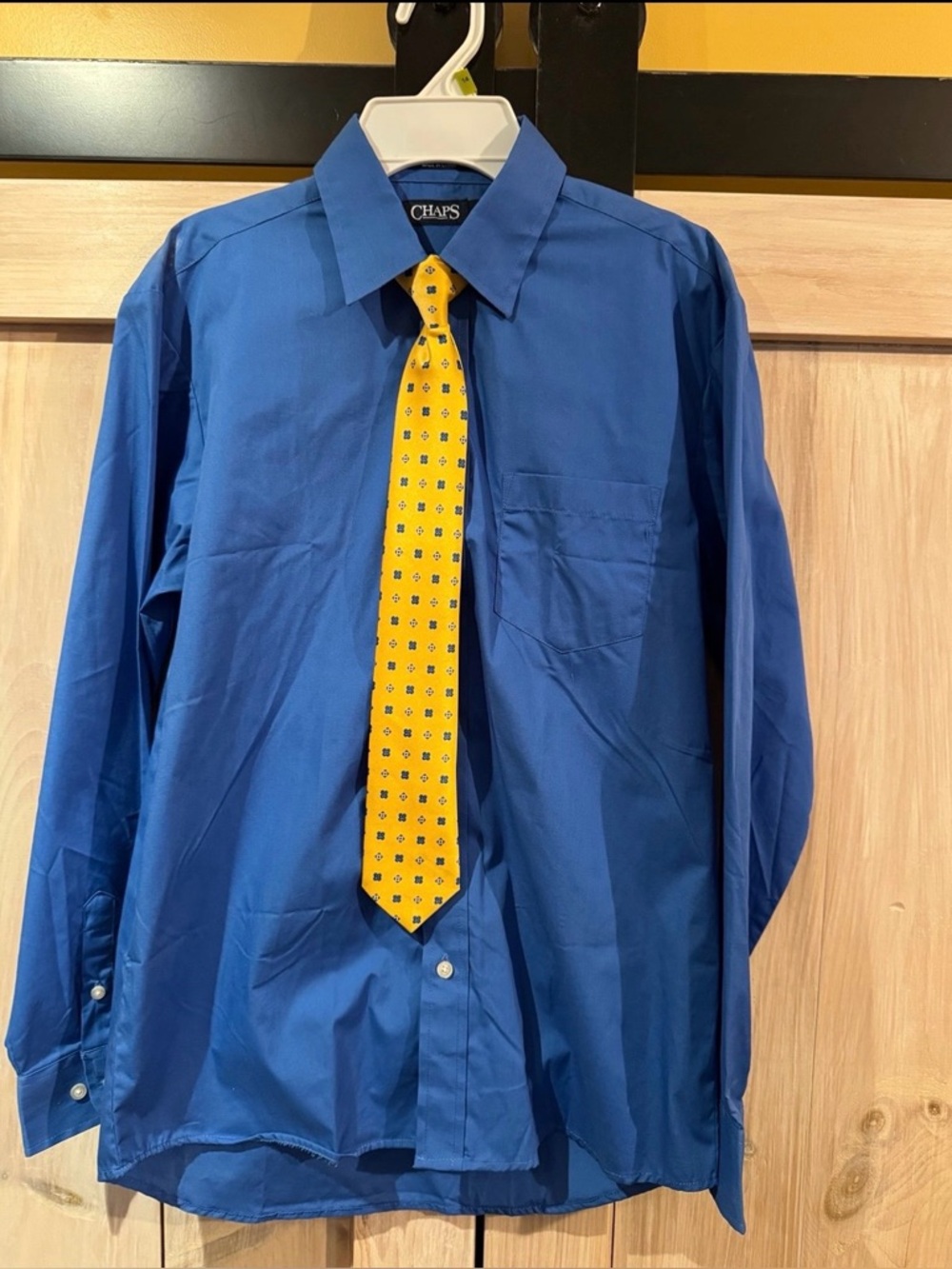 Boys Chaps Dress Shirt Button Down With Tie 16